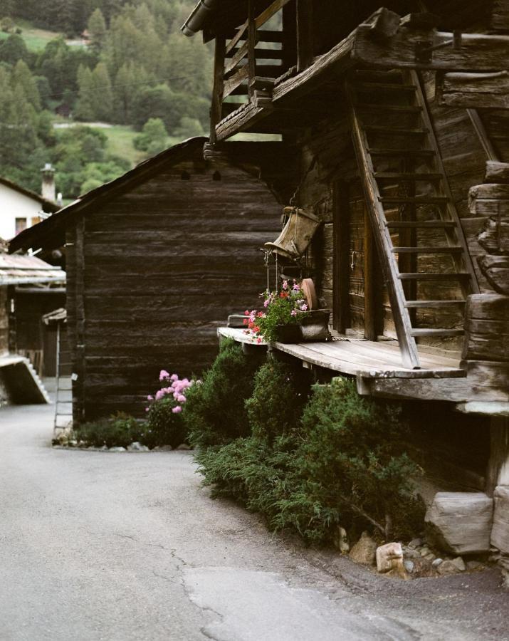 Hotel Dents De Veisivi Haudères Екстериор снимка